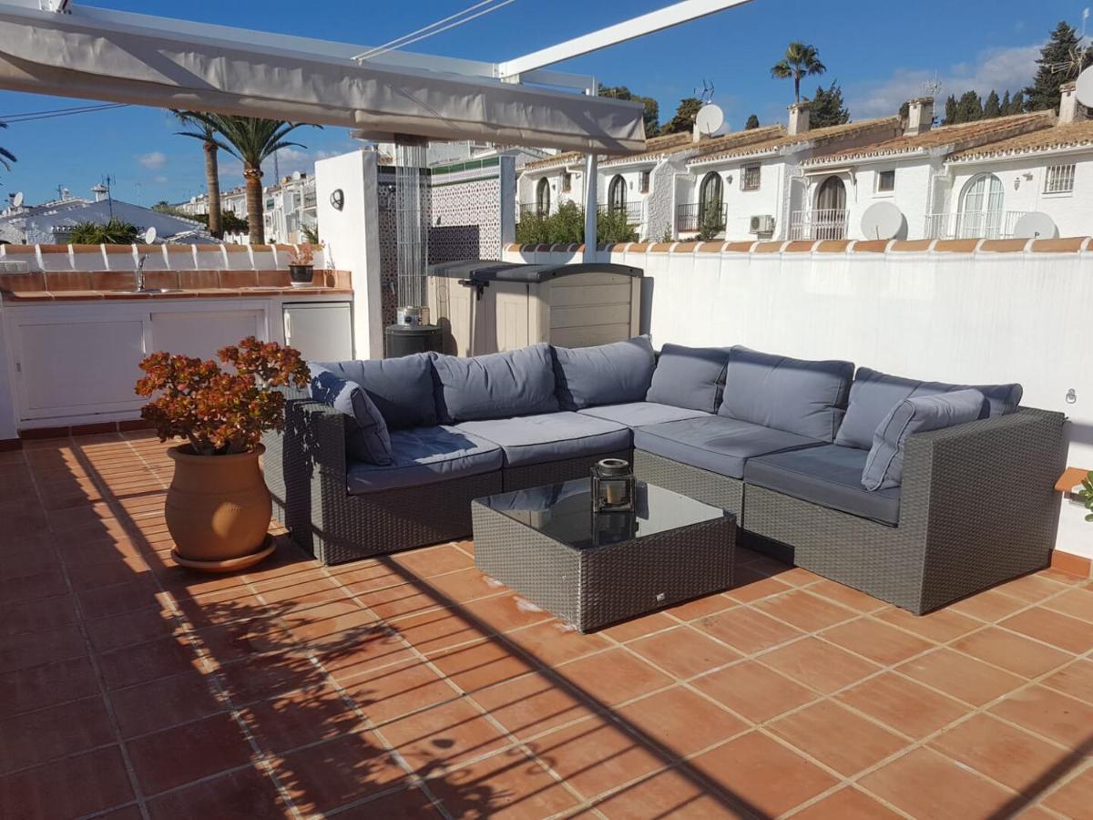 Bonita Villa En Nerja Casa Palomas Exterior photo