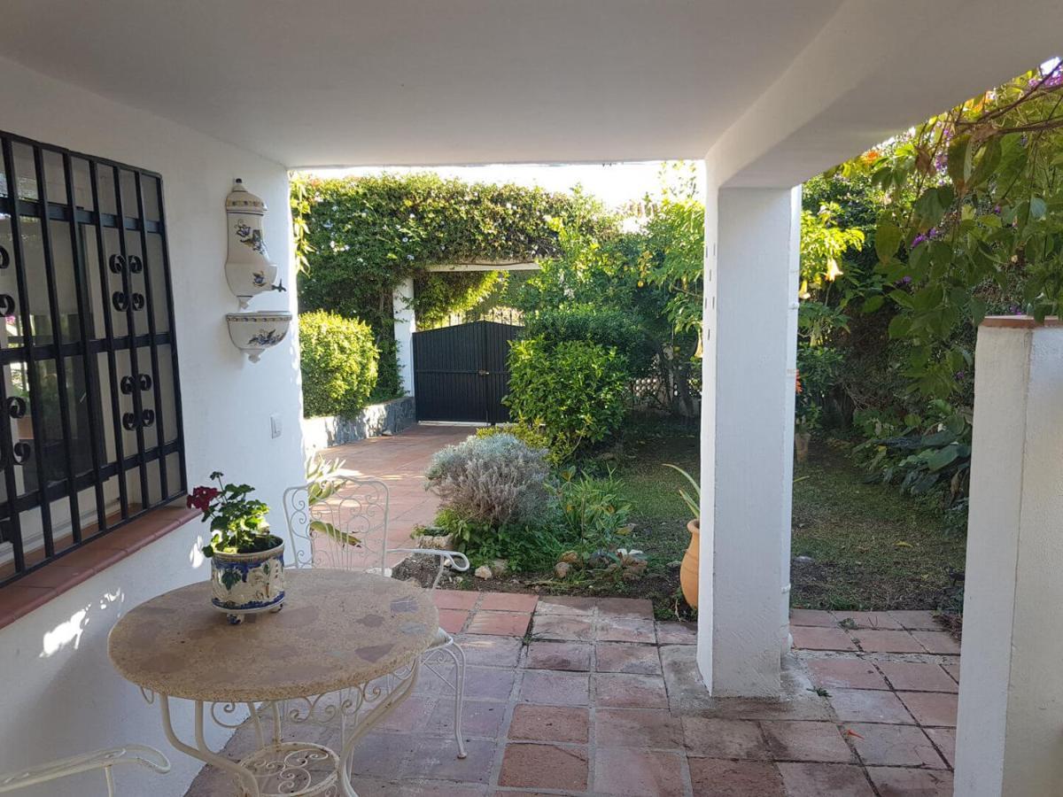 Bonita Villa En Nerja Casa Palomas Exterior photo